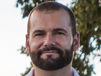 Portrait de Guillaume PAIRE, Chef de culture du domaine Joseph Leflaive