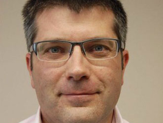 Portrait de Jean-Luc PERES, Expert en machinisme agricole à l'UTAC